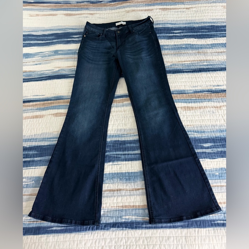KanCan Dark Wash Flared Women’s Jeans